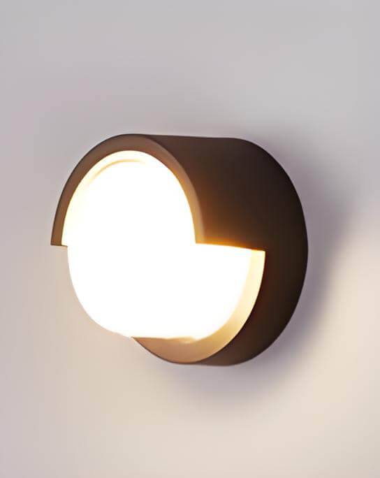 Modern minimalist outdoor LED wall light, waterproof design for stylish exterior illumination.